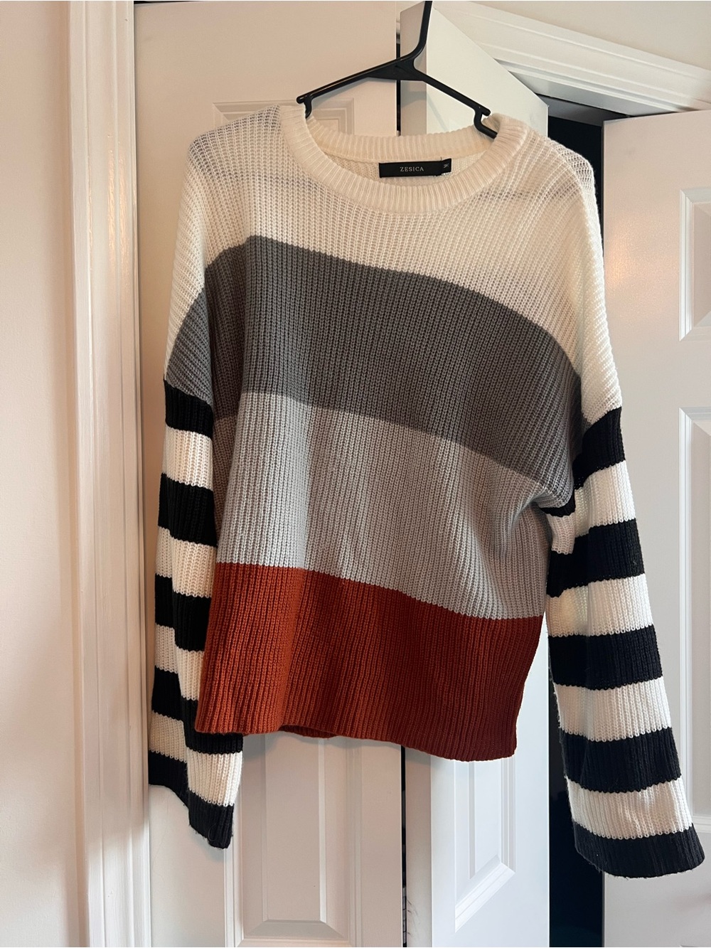 Colorblock Crewneck Sweater - Cream, Gray & Rust